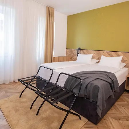 Urban Boutique Center Hotel