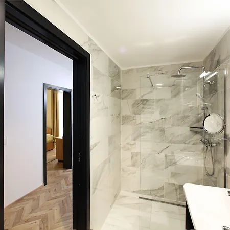 Ξενοδοχείο Urban Boutique Center 4*