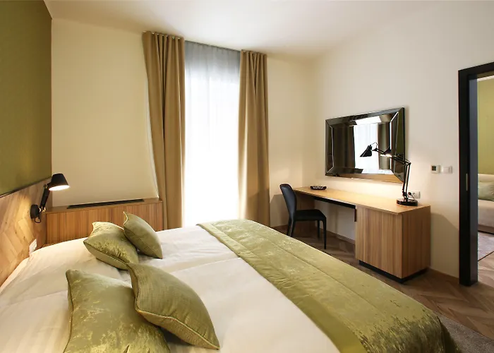 Urban Boutique Center 4* Lublana