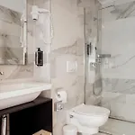Urban Boutique Center Hotel 4*