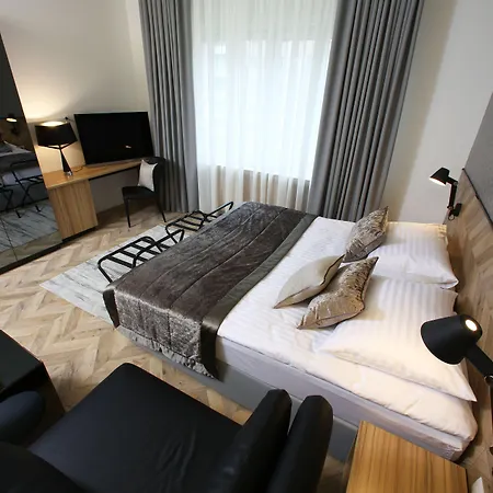 Urban Boutique Center Hotel