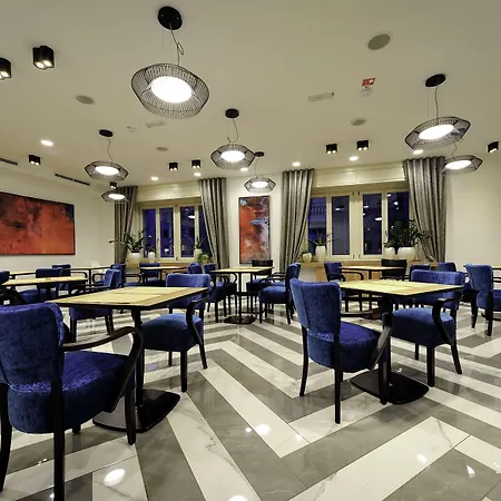 Szálloda Urban Boutique Center 4*
