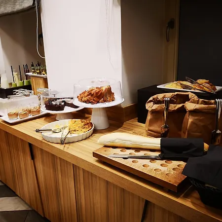 Szálloda Urban Boutique Center 4*