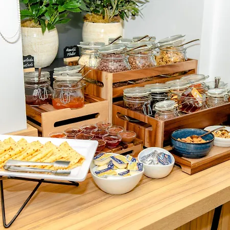 Urban Boutique Center