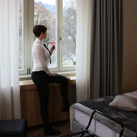 호텔 어반 유블랴나 4*