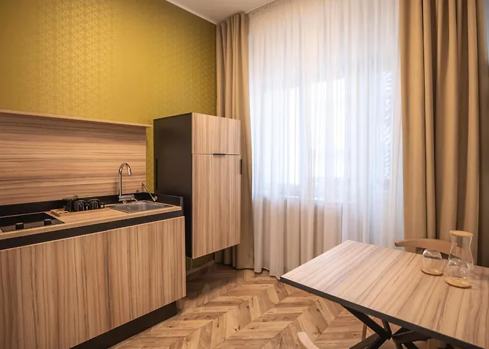 Отель Urban Boutique Center 4*