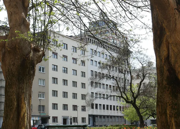 Hotel Urban Boutique Center 4*