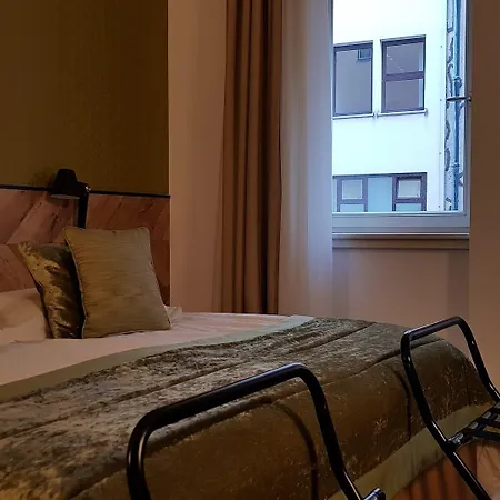 Hotell Urban Boutique Center 4*