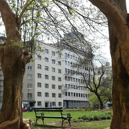 Hotell Urban Boutique Center 4*