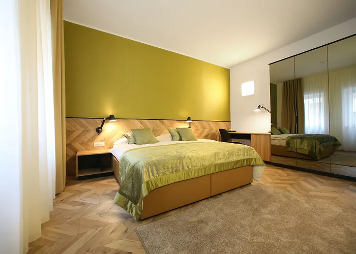 Urban Boutique Center Hotel