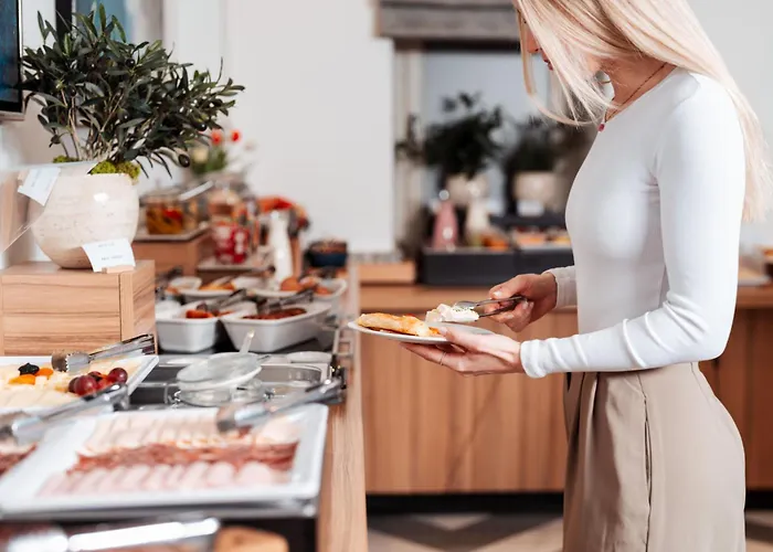 Hotel Urban Boutique Center 4*